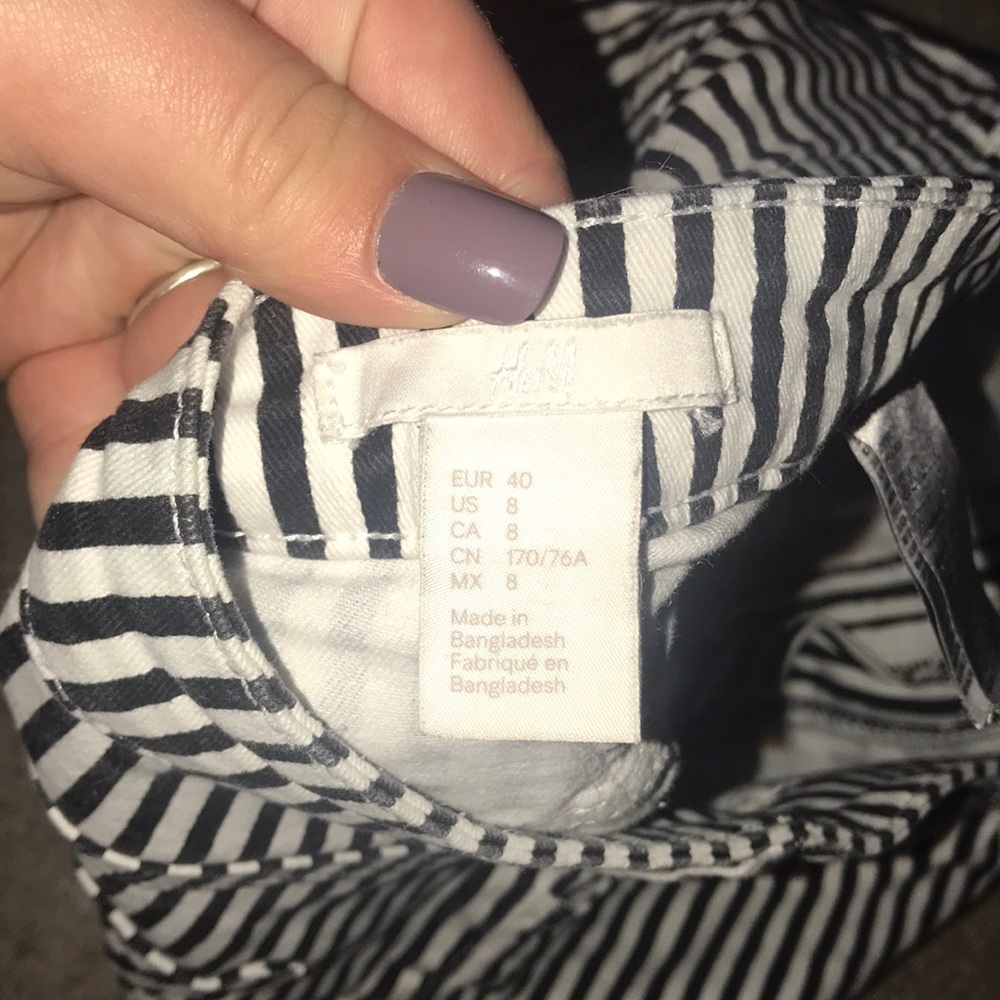 h&m striped shorts - Picture 3 of 3
